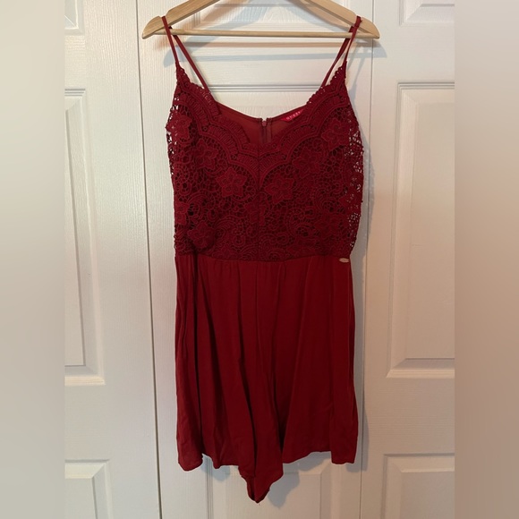 GUESS Red Romper - Picture 1 of 4